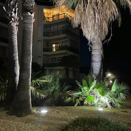 C3 Facing Sea And - Wifi, Ac, Terrace アパート