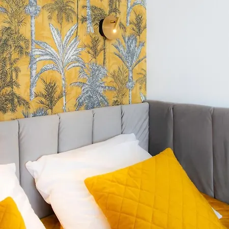 C3 Staywiz Us - Facing Sea And - Wifi, Ac, Terrace 戛纳