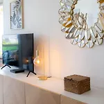 Apartment C3 Staywiz Us - Facing Sea And - Wifi, Ac, Terrace *