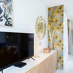 C3 Staywiz Us - Facing Sea And - Wifi, Ac, Terrace Apartment