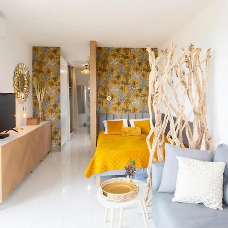 C3 Staywizus - Facing Sea And - Wifi, Ac, Terrace Apartment Cannes